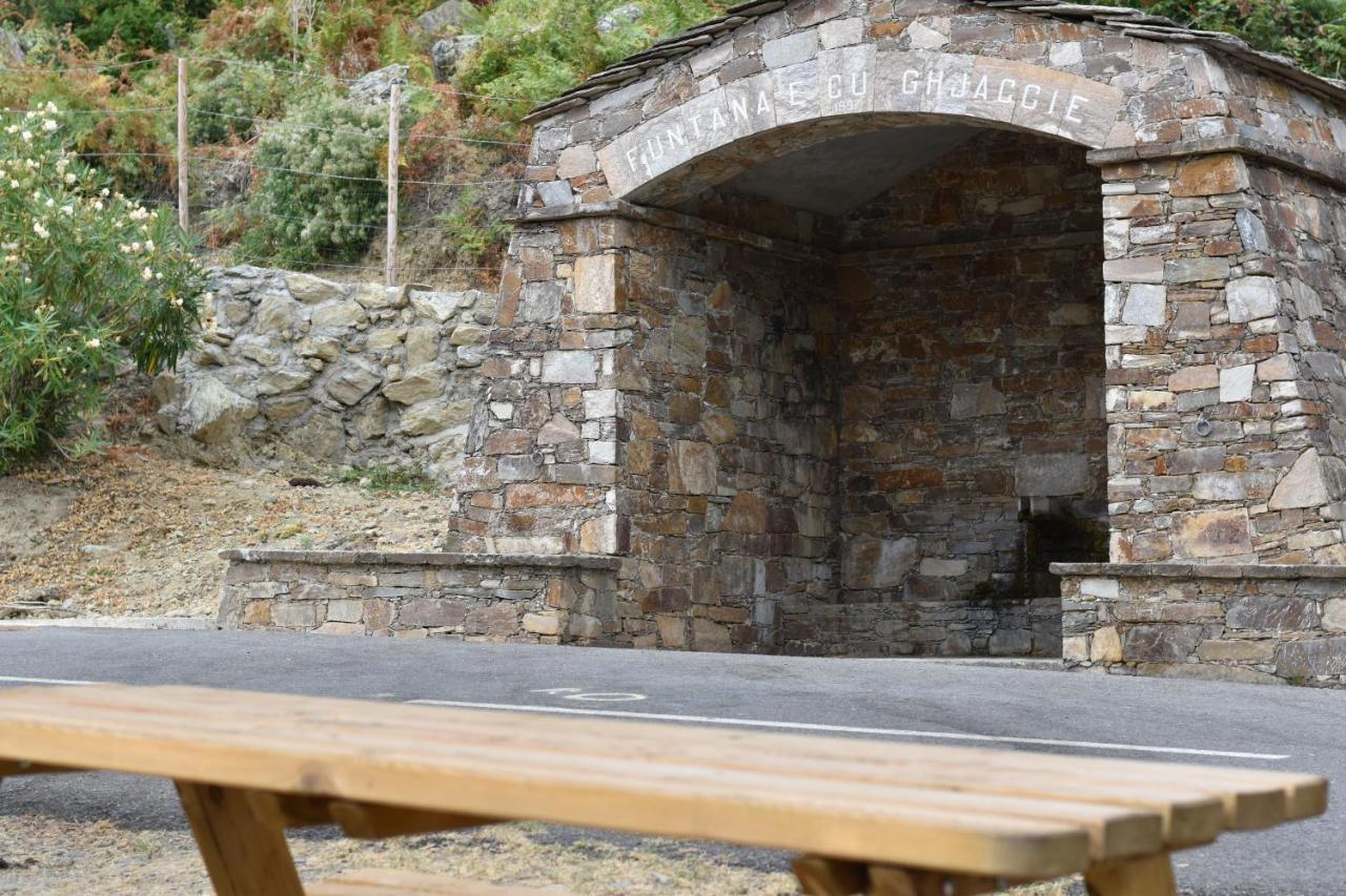 Maison De Village Avec Vue Sur Les Montagnes Bigorno エクステリア 写真